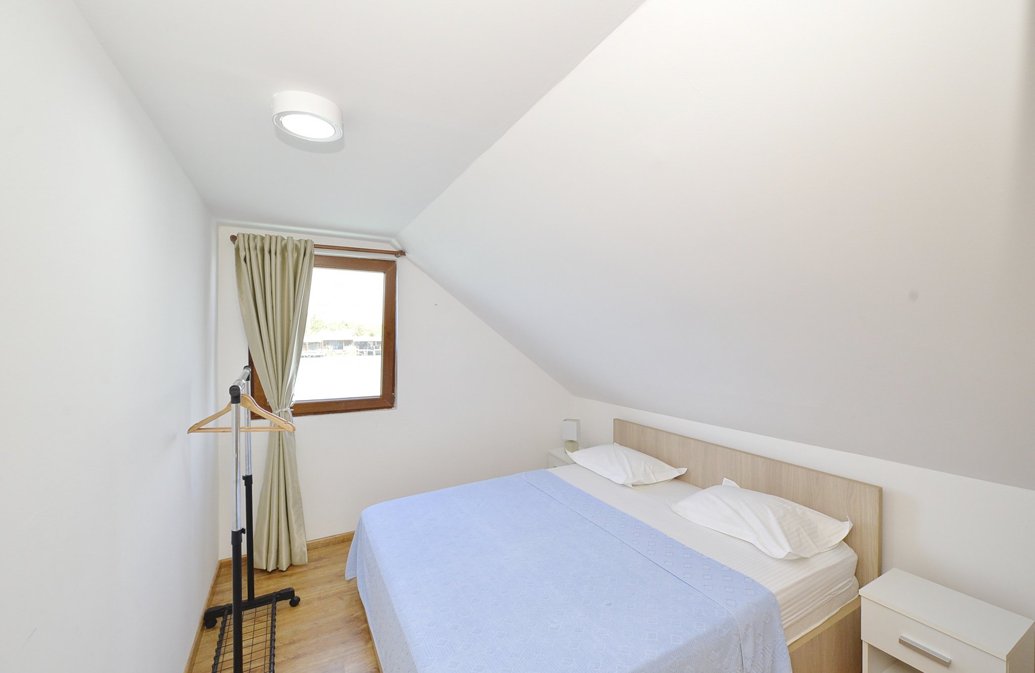 sojenica kucica FILIPA enjoyadabojana