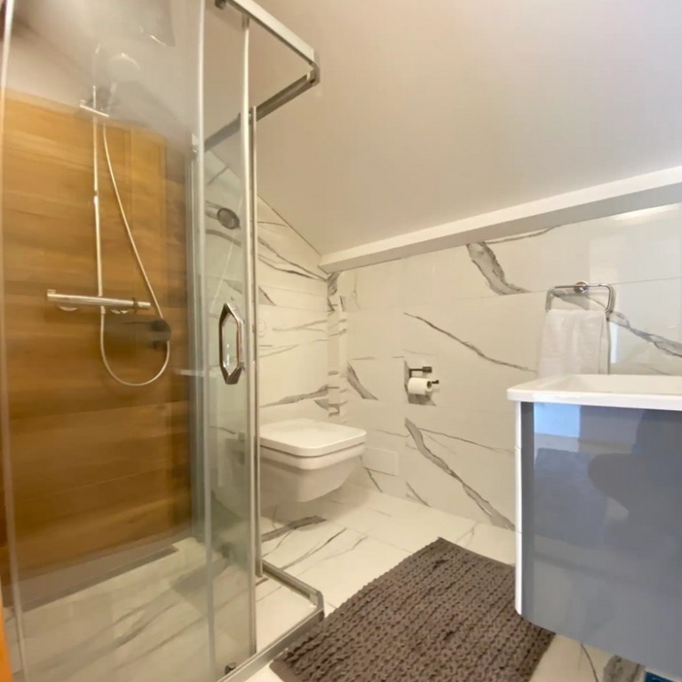 sojenica momo enjoy ada bojana