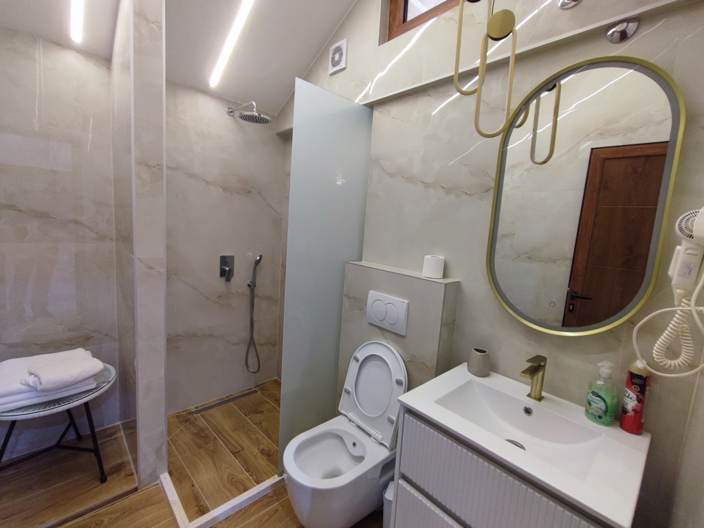 sojenica genti enjoy ada bojana